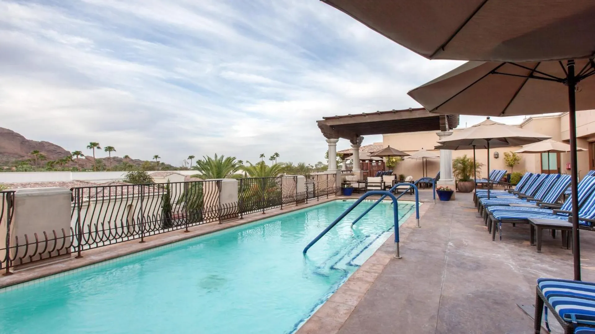 Omni Scottsdale Resort & Spa At Montelucia Paradise Valley